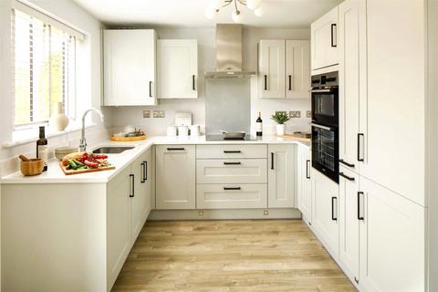 3 bedroom semi-detached house for sale, Plot 143 The Byford, Hartford Green, Weeley Road, Great Bentley, Essex, CO7