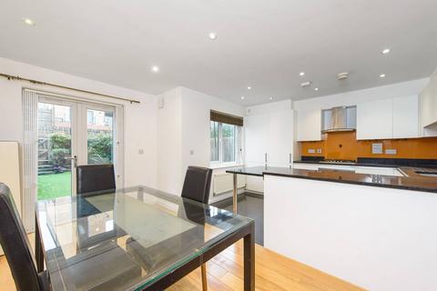 4 bedroom house to rent, Thirleby Road, Mill Hill East, London, NW7