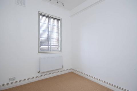 2 bedroom flat to rent, Gloucester Road, South Kensington, London, SW7