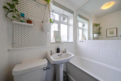 1 bedroom flat for sale, Devonshire Road, London SE23