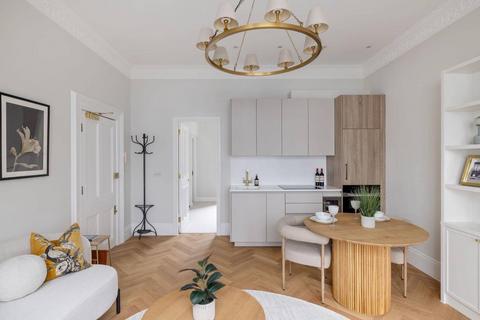 Kensington Park Road, Notting Hill, London, W11