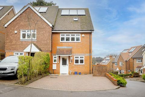 undefined, Tupwood Gardens, Caterham, CR3