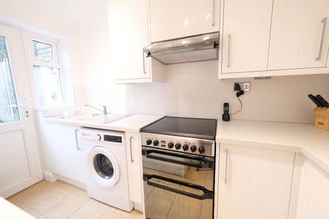 3 bedroom semi-detached house for sale, Stonechat Road, Billericay CM11
