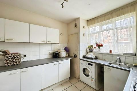 2 bedroom flat for sale, Beaconsfield Road, London SE17
