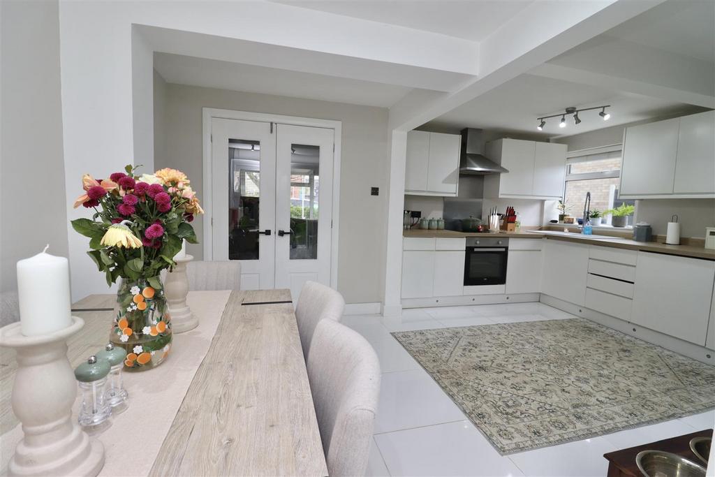 Breakfast kitchen