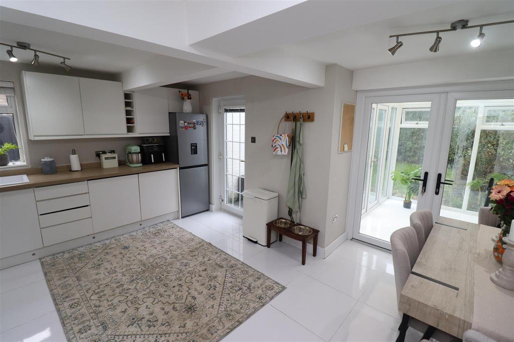 Breakfast kitchen