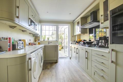 3 bedroom end of terrace house for sale, Chantry Close, Highcliffe, Christchurch, BH23