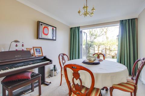 3 bedroom end of terrace house for sale, Chantry Close, Highcliffe, Christchurch, BH23
