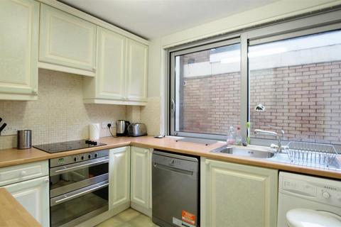 2 bedroom apartment to rent, St. Edmunds Terrace, St John's Wood, NW8