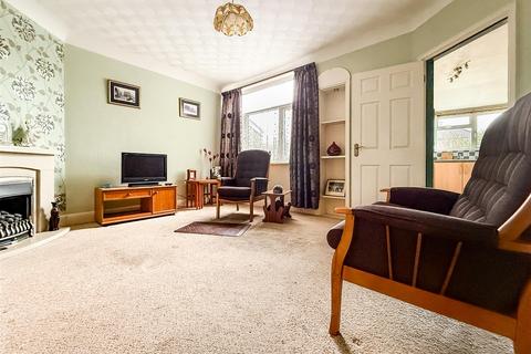 3 bedroom terraced house for sale, Hawthorn Crescent, Cosham,