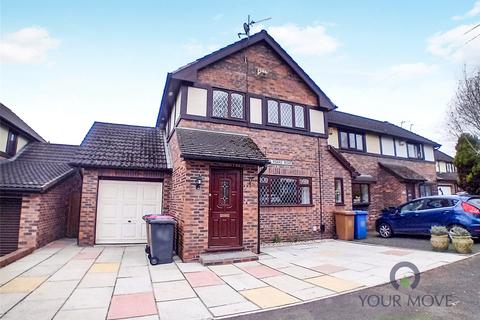 3 bedroom semi-detached house to rent, Holyoake Road, Manchester M28
