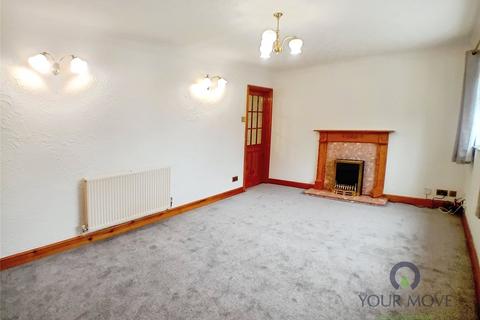 3 bedroom semi-detached house to rent, Holyoake Road, Manchester M28