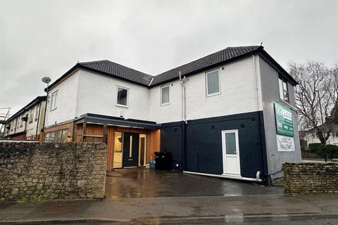 undefined, Bath Road, Bristol