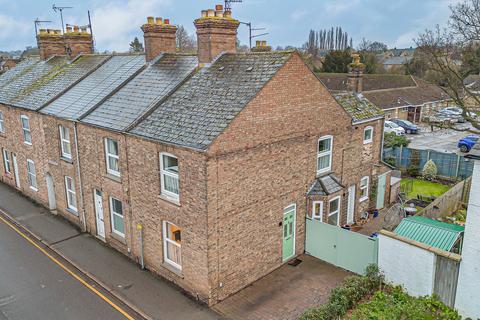 2 bedroom end of terrace house for sale, Whytefield Road, Ramsey, Cambridgeshire.