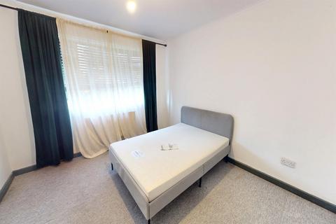 undefined, Barnes Court, Durham Avenue, Woodford Green, IG8