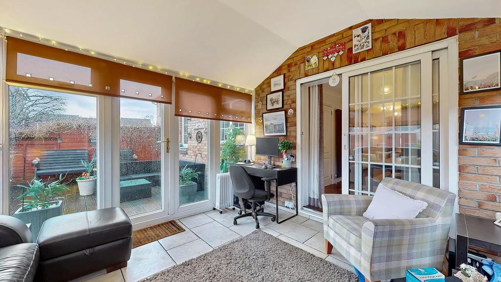 40-web-or-mls-20 Hawthorn Avenue33