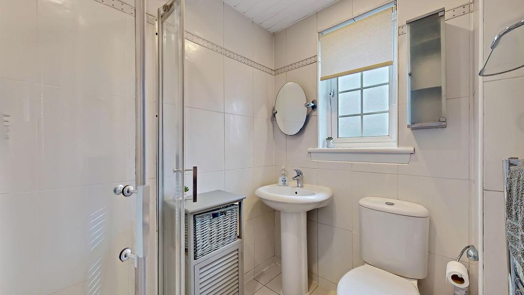 49-web-or-mls-20 Hawthorn Avenue47