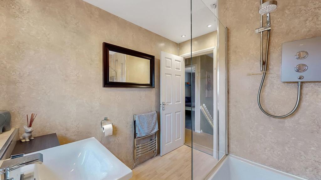 63-web-or-mls-20 Hawthorn Avenue51