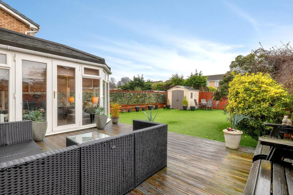 75-web-or-mls-20 Hawthorn Avenue9