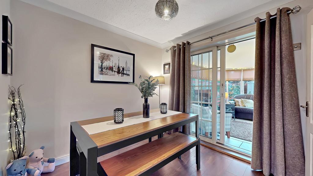 27-web-or-mls-20 Hawthorn Avenue25