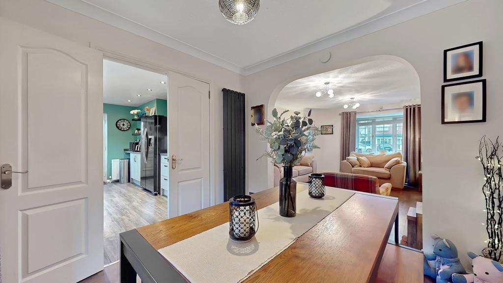 28-web-or-mls-20 Hawthorn Avenue26