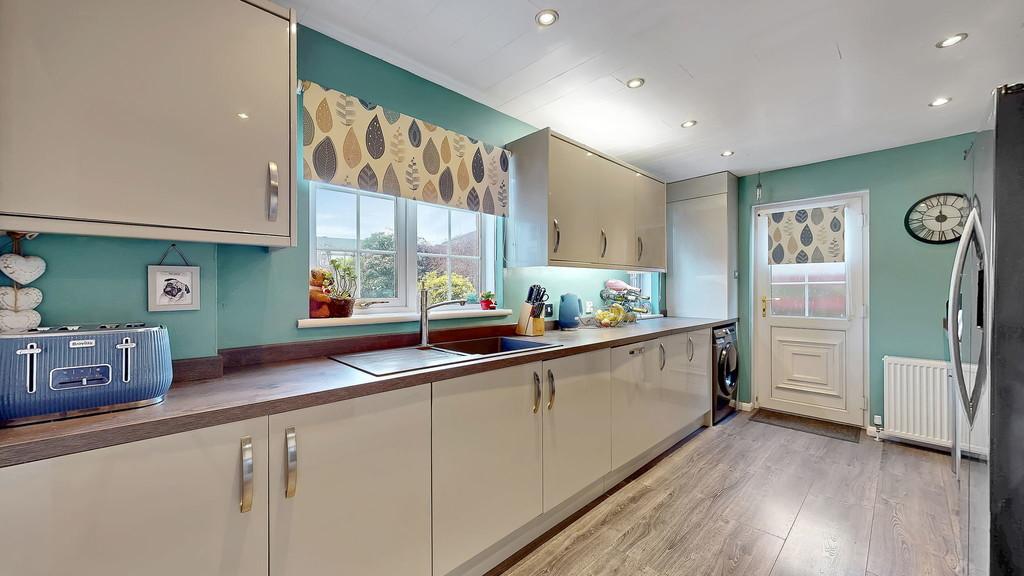 30-web-or-mls-20 Hawthorn Avenue28