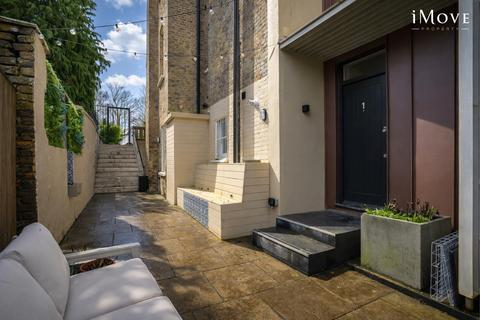 2 bedroom apartment for sale, Beaufort House, London SE19