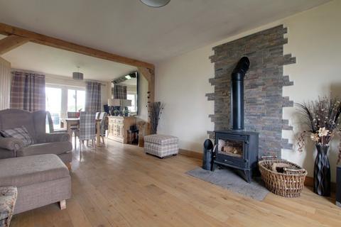 4 bedroom chalet for sale, Wimblington Road, Manea