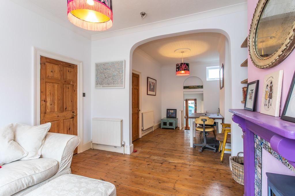 19 Shaftesbury Road22