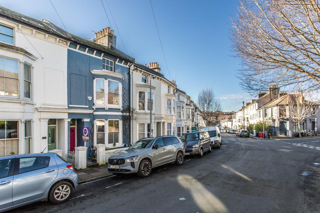 19 Shaftesbury Road1