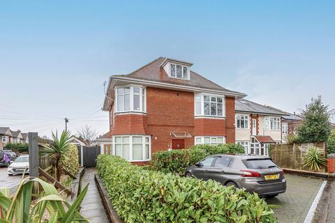 3 bedroom apartment for sale, Heron Court Road, Bournemouth