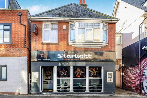 3 bedroom property with land for sale, Starlight Indian Cuisine