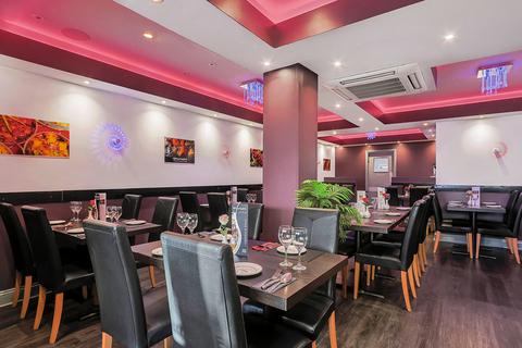 3 bedroom property with land for sale, Starlight Indian Cuisine