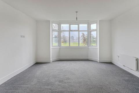 1 bedroom apartment for sale, Heron Court Road, Bournemouth