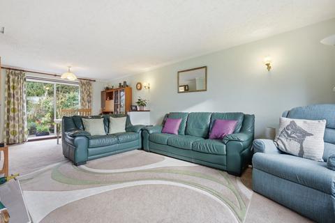 3 bedroom semi-detached house for sale, Magna Close, Cambridge CB21