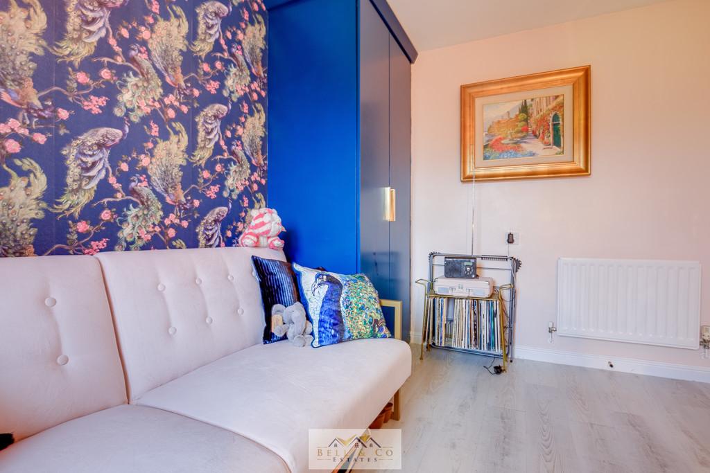 Bedroom 2.3