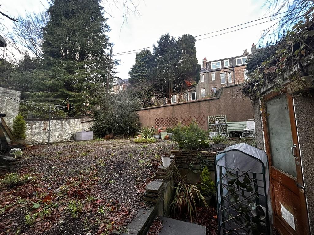 Img 20251203 wa0072