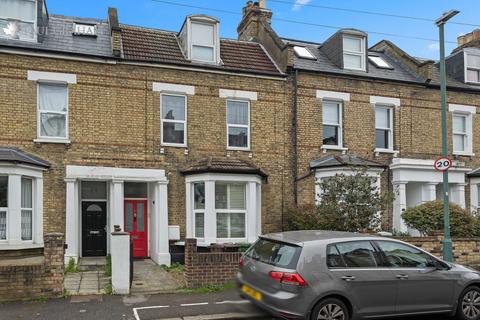2 bedroom ground floor flat for sale, Oxford Road, Wallington