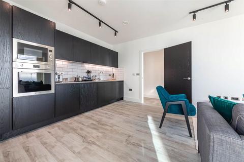 2 bedroom flat to rent, Portal Way, London W3