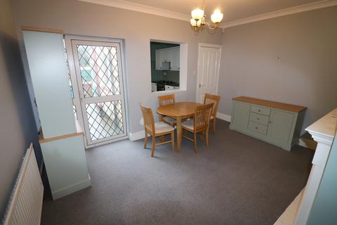 undefined, 100 Anlaby Park Road South