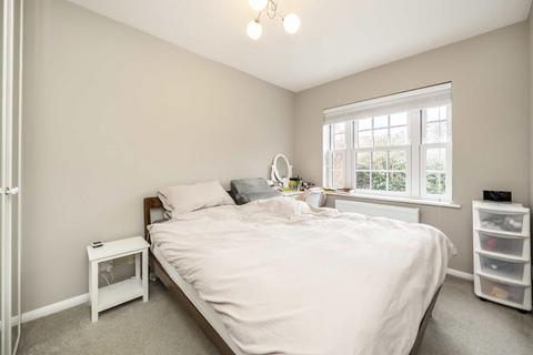 2 bedroom house to rent, Cedar Terrace, Richmond TW9