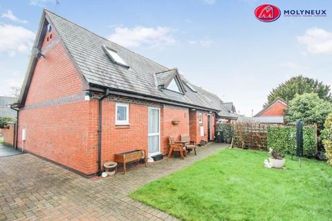 undefined, Swallowfields, Farndon