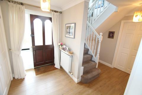 undefined, Swallowfields, Farndon