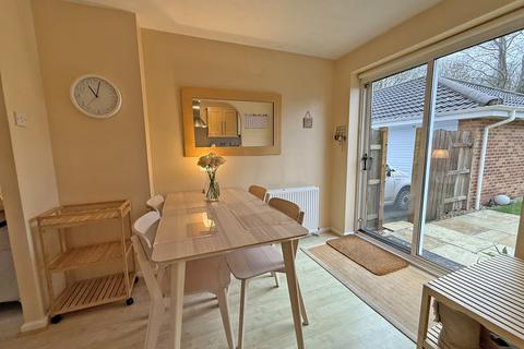 2 bedroom semi-detached house for sale, Ellison Avenue, Scarborough YO12