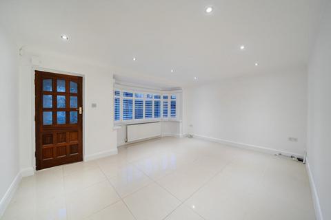 4 bedroom bungalow for sale, Hillside Gardens, Edgware HA8