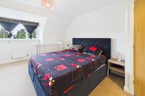 4 bedroom terraced house for sale, Buttercup Walk, Red Lodge IP28