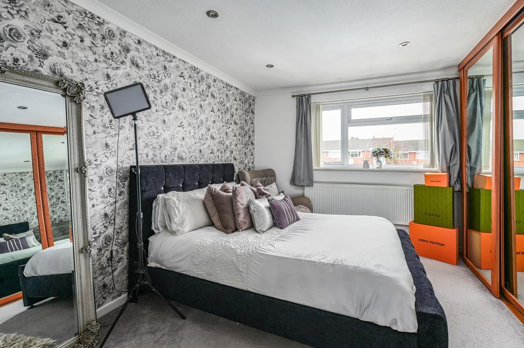 7 Hamble Av (5)