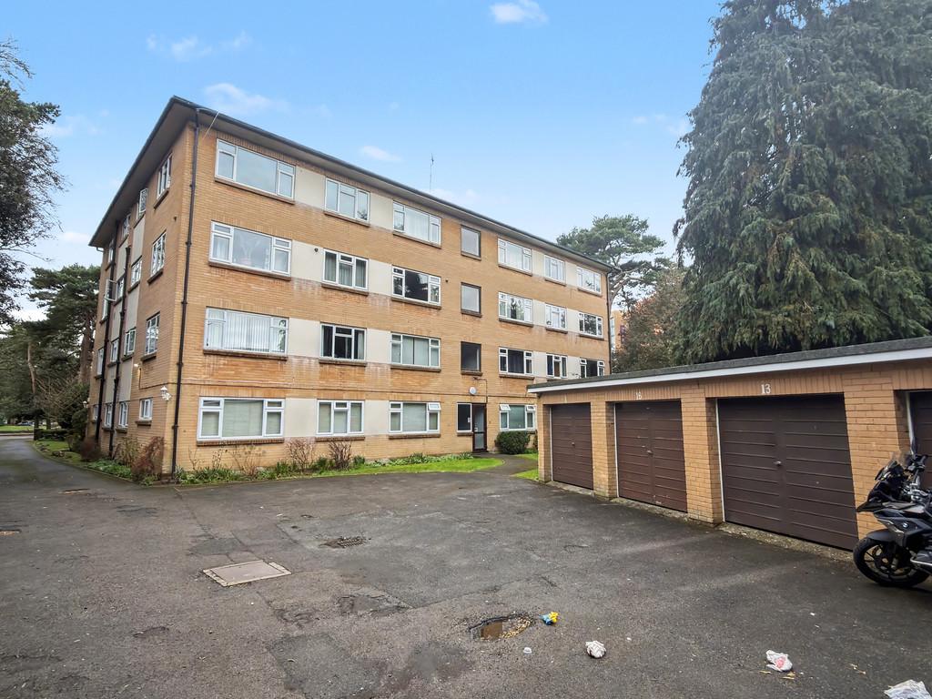 Apartment in Bournemouth - View 5