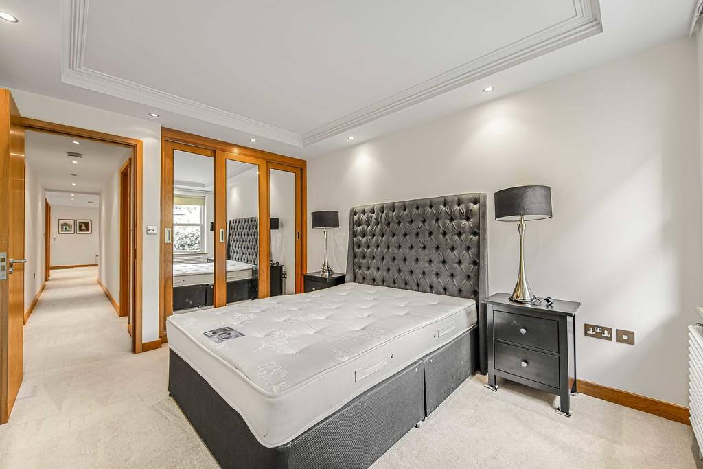 45 Kingston House South-7