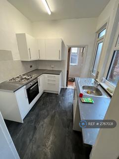 4 bedroom terraced house to rent, Cardigan Avenue, Birkenhead, CH41